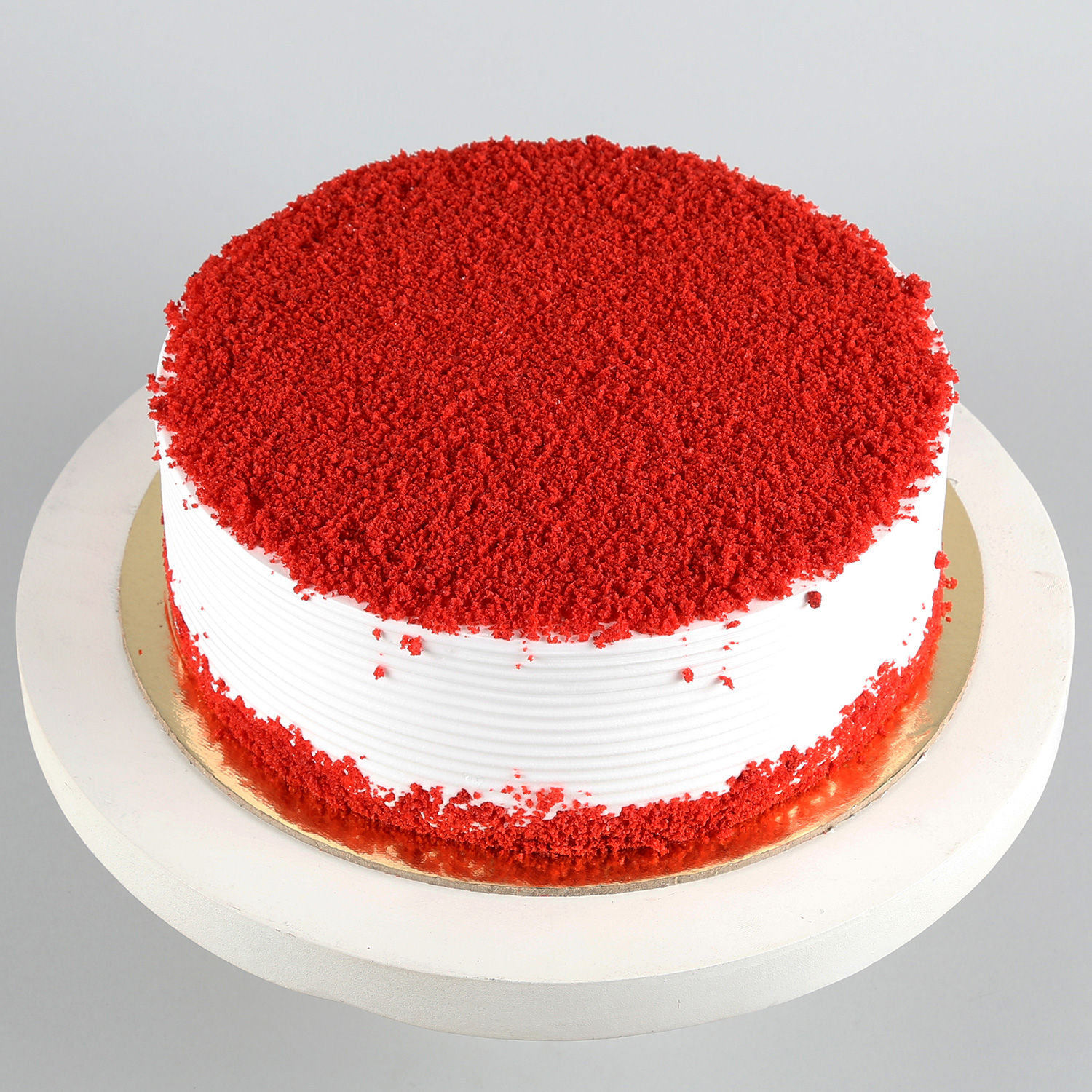 Fresh cream red velvet cake