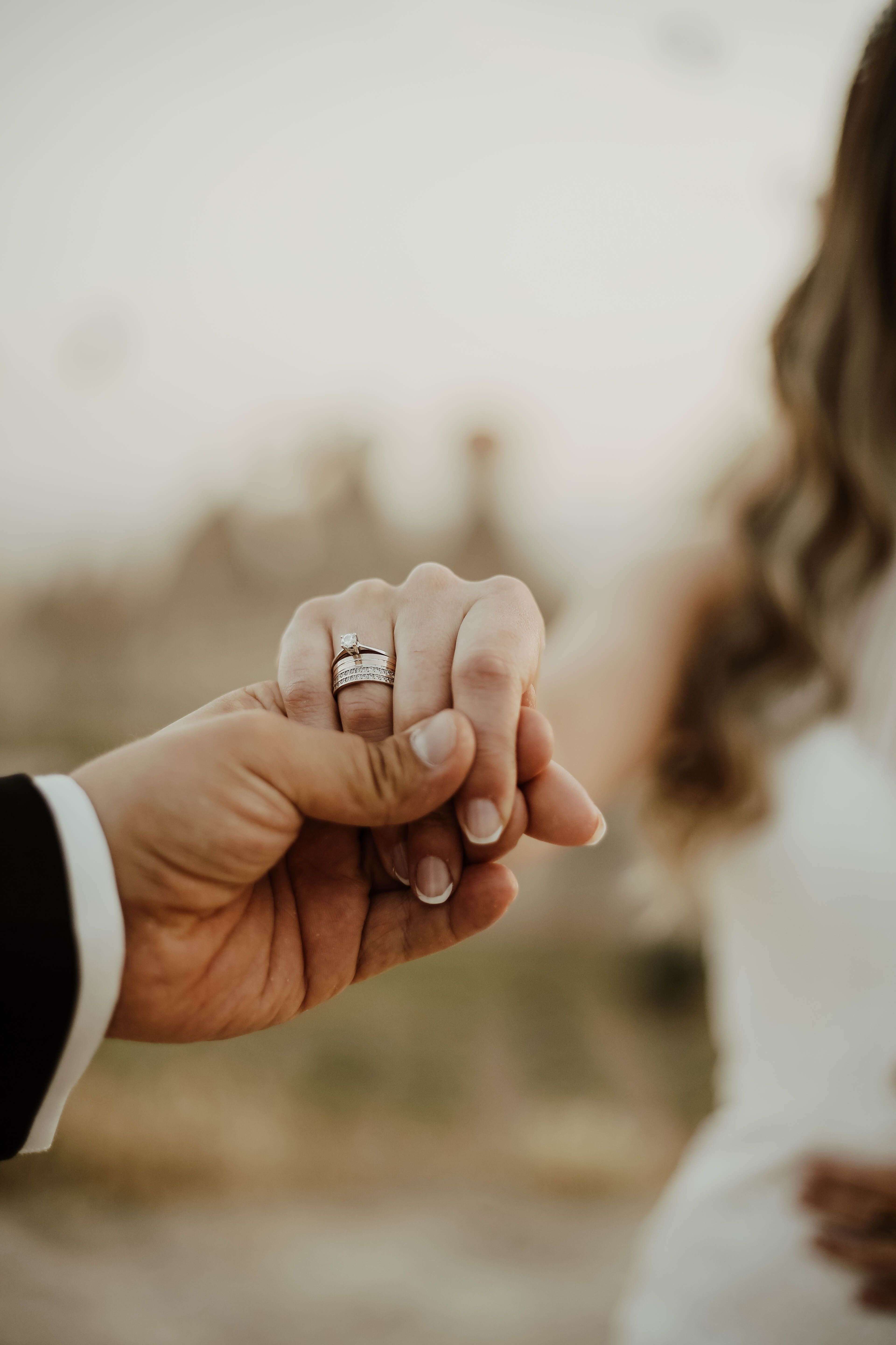 best anniversary flowers for your wife